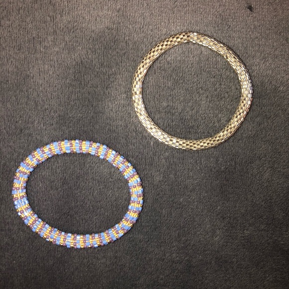 Assorted bracelets - Picture 3 of 4